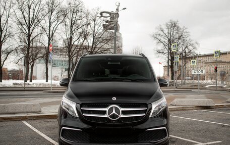 Mercedes-Benz V-Класс, 2019 год, 6 500 000 рублей, 8 фотография