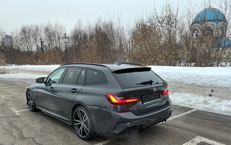 BMW 3 серия, 2019 год, 3 799 000 рублей, 3 фотография