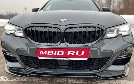 BMW 3 серия, 2019 год, 3 799 000 рублей, 12 фотография