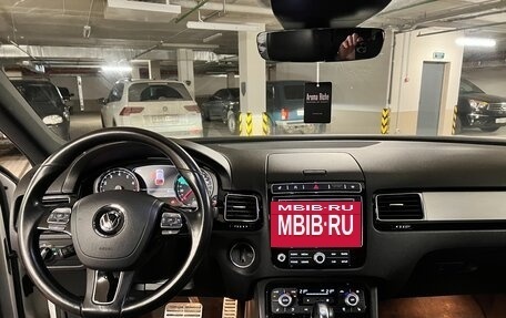 Volkswagen Touareg III, 2017 год, 4 050 000 рублей, 10 фотография