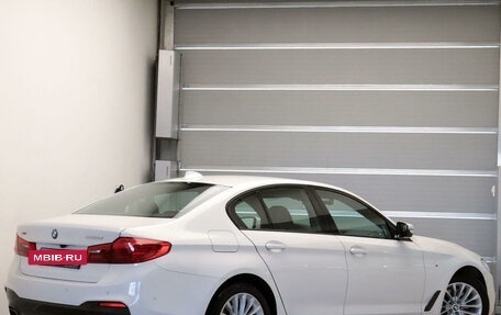 BMW 5 серия, 2020 год, 5 558 000 рублей, 4 фотография