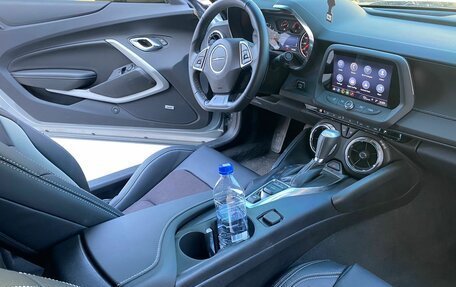 Chevrolet Camaro VI, 2023 год, 4 600 000 рублей, 5 фотография
