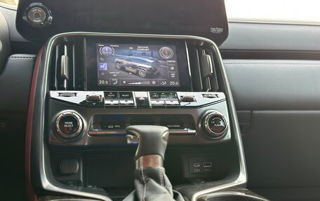 Lexus LX, 2023 год, 24 444 000 рублей, 16 фотография