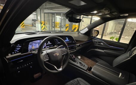 Cadillac Escalade V, 2023 год, 19 500 000 рублей, 10 фотография