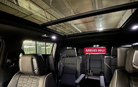 Cadillac Escalade V, 2023 год, 19 500 000 рублей, 14 фотография