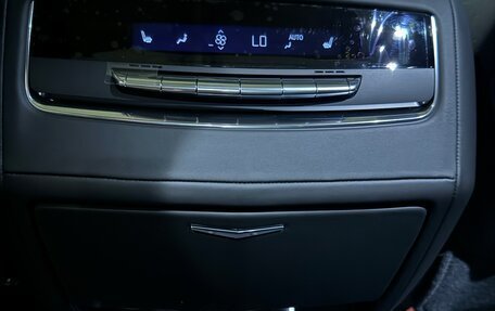 Cadillac Escalade V, 2023 год, 19 500 000 рублей, 18 фотография