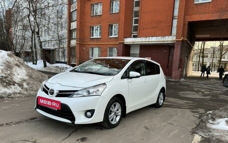 Toyota Verso I, 2014 год, 1 530 000 рублей, 4 фотография