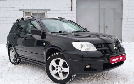 Mitsubishi Outlander III рестайлинг 3, 2004 год, 919 000 рублей, 15 фотография