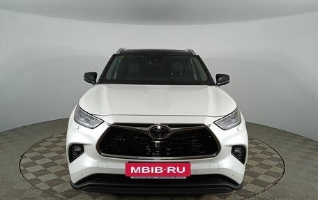Toyota Highlander, 2021 год, 5 999 000 рублей, 2 фотография