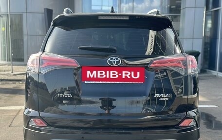 Toyota RAV4, 2018 год, 5 фотография