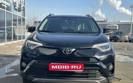 Toyota RAV4, 2018 год, 2 фотография