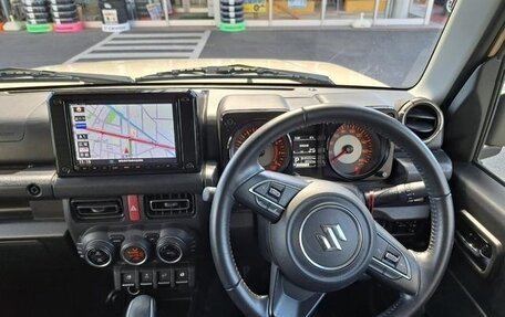 Suzuki Jimny, 2021 год, 1 700 000 рублей, 9 фотография