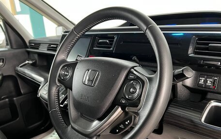 Honda Stepwgn IV, 2015 год, 1 999 000 рублей, 16 фотография