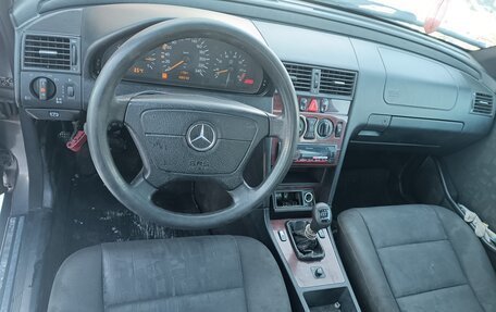 Mercedes-Benz C-Класс, 1997 год, 210 000 рублей, 15 фотография