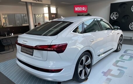 Audi e-tron Sportback I, 2021 год, 8 500 000 рублей, 8 фотография