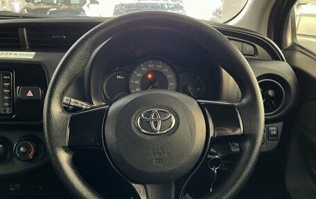 Toyota Vitz, 2018 год, 1 220 000 рублей, 9 фотография