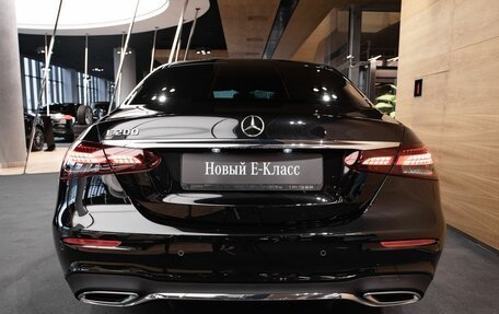 Mercedes-Benz E-Класс, 2023 год, 9 887 000 рублей, 4 фотография