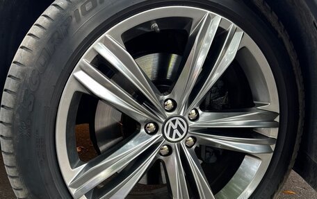 Volkswagen Tiguan II, 2017 год, 3 500 000 рублей, 13 фотография
