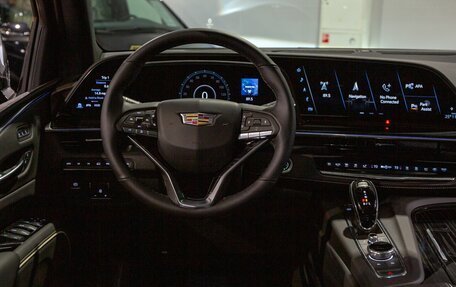 Cadillac Escalade V, 2024 год, 17 998 000 рублей, 14 фотография