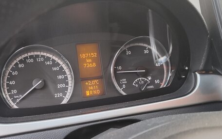 Mercedes-Benz Viano, 2011 год, 2 550 000 рублей, 11 фотография