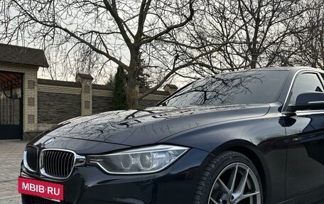 BMW 3 серия, 2012 год, 2 200 000 рублей, 21 фотография