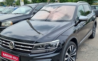 Volkswagen Tiguan II, 2019 год, 3 900 000 рублей, 1 фотография