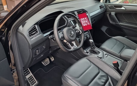 Volkswagen Tiguan II, 2019 год, 3 900 000 рублей, 6 фотография