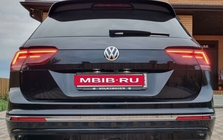 Volkswagen Tiguan II, 2019 год, 3 900 000 рублей, 19 фотография