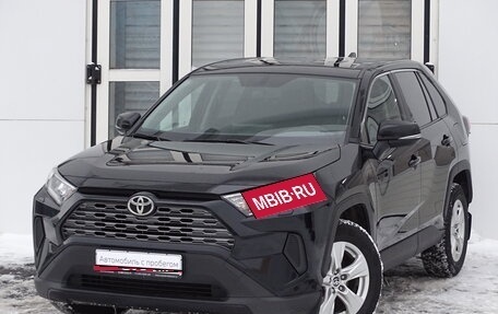 Toyota RAV4, 2019 год, 2 899 000 рублей, 1 фотография