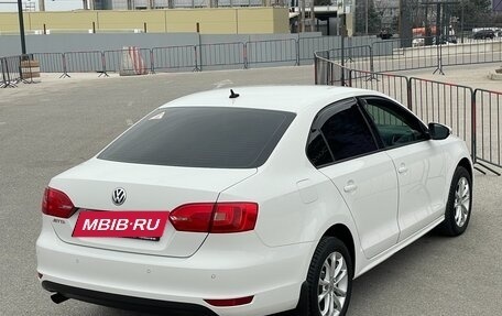Volkswagen Jetta VI, 2012 год, 1 377 000 рублей, 25 фотография