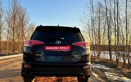 Toyota RAV4, 2018 год, 2 890 000 рублей, 7 фотография