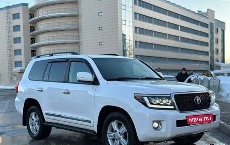 Toyota Land Cruiser 200, 2012 год, 4 500 000 рублей, 10 фотография
