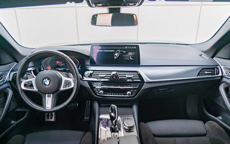 BMW 5 серия, 2021 год, 5 690 000 рублей, 10 фотография