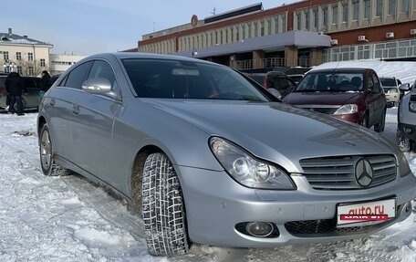 Mercedes-Benz CLS, 2005 год, 1 073 000 рублей, 2 фотография