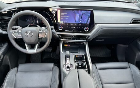 Lexus TX, 2023 год, 11 900 000 рублей, 5 фотография