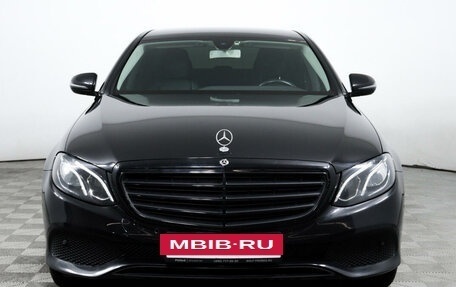 Mercedes-Benz E-Класс, 2019 год, 3 387 000 рублей, 2 фотография