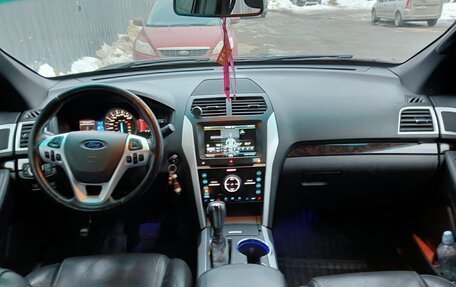 Ford Explorer VI, 2015 год, 2 270 000 рублей, 10 фотография