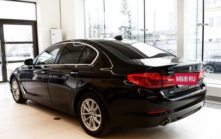 BMW 5 серия, 2018 год, 3 490 000 рублей, 6 фотография