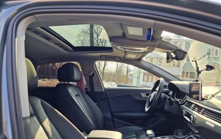 Audi A4, 2018 год, 2 600 000 рублей, 11 фотография