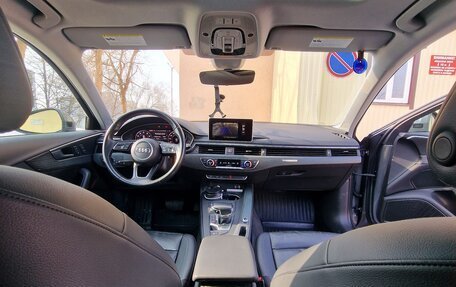 Audi A4, 2018 год, 2 600 000 рублей, 10 фотография