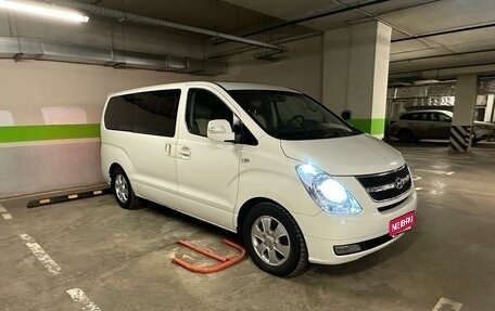 Hyundai Grand Starex Grand Starex I рестайлинг 2, 2011 год, 1 400 000 рублей, 1 фотография