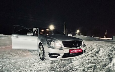Mercedes-Benz C-Класс, 2013 год, 1 900 000 рублей, 1 фотография