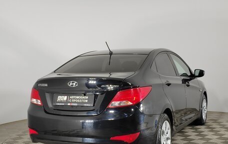 Hyundai Solaris II рестайлинг, 2015 год, 1 224 000 рублей, 5 фотография
