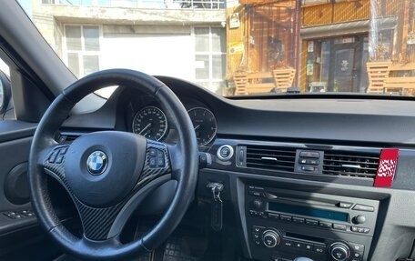 BMW 3 серия, 2009 год, 1 360 000 рублей, 26 фотография