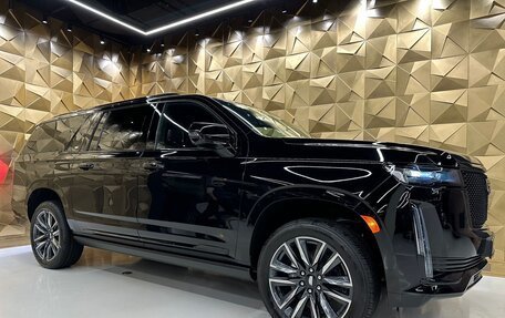 Cadillac Escalade V, 2023 год, 20 500 000 рублей, 3 фотография
