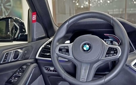 BMW X5, 2019 год, 7 750 000 рублей, 14 фотография