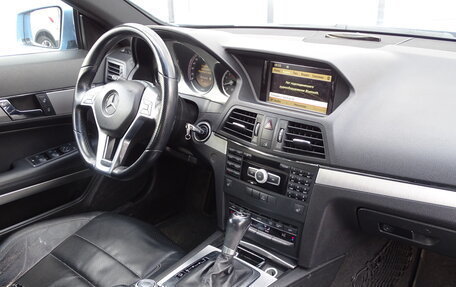 Mercedes-Benz E-Класс, 2011 год, 1 350 000 рублей, 2 фотография