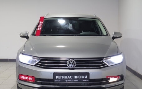 Volkswagen Passat B8 рестайлинг, 2016 год, 1 830 000 рублей, 3 фотография