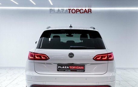 Volkswagen Touareg III, 2019 год, 5 800 000 рублей, 11 фотография