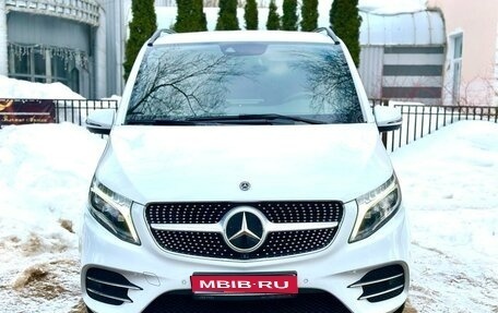 Mercedes-Benz V-Класс, 2019 год, 7 300 000 рублей, 1 фотография